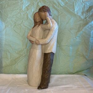 Willow Tree Embrace Sculpture - Together 2000 Cream, Brown